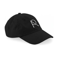 REVØRA RØ – Dad Cap in Black, Vorderansicht