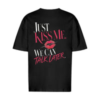 REVØRA Just Kiss Me – Oversized Shirt in Black, Rückansicht