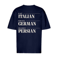 REVØRA Eat Italian Drive German Marry Persian Oversized T-Shirt – Oversized Shirt in French Navy, Rückansicht
