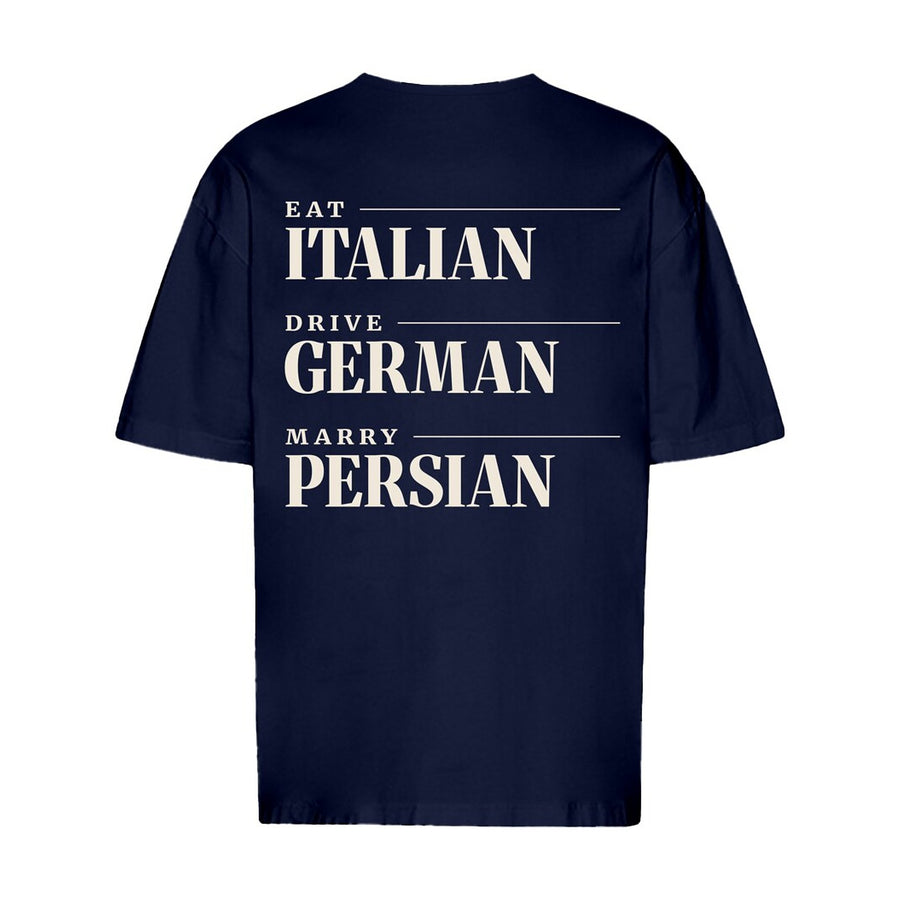 REVØRA Eat Italian Drive German Marry Persian Oversized T-Shirt – Oversized Shirt in French Navy, Rückansicht