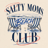 REVØRA Salty Moms Beach Club – Oversized Shirt in Natural Raw, Rückenprint aus der Nähe
