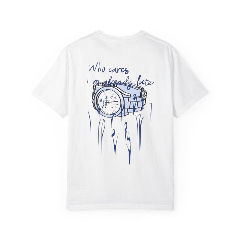 Rückansicht: Oversized T-Shirt mit großflächigem Print „Who Cares I'm Probably Late“ von REVØRA
