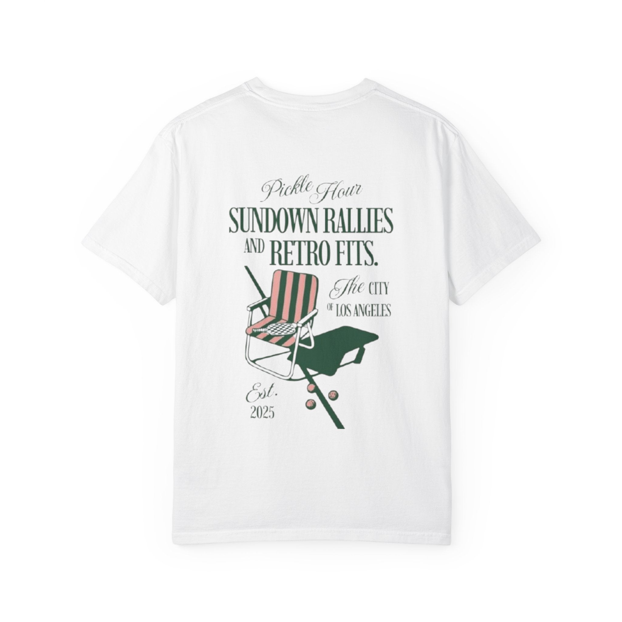 Rückansicht: Oversized T-Shirt mit großflächigem Print „Sundown Rallies“ von REVØRA