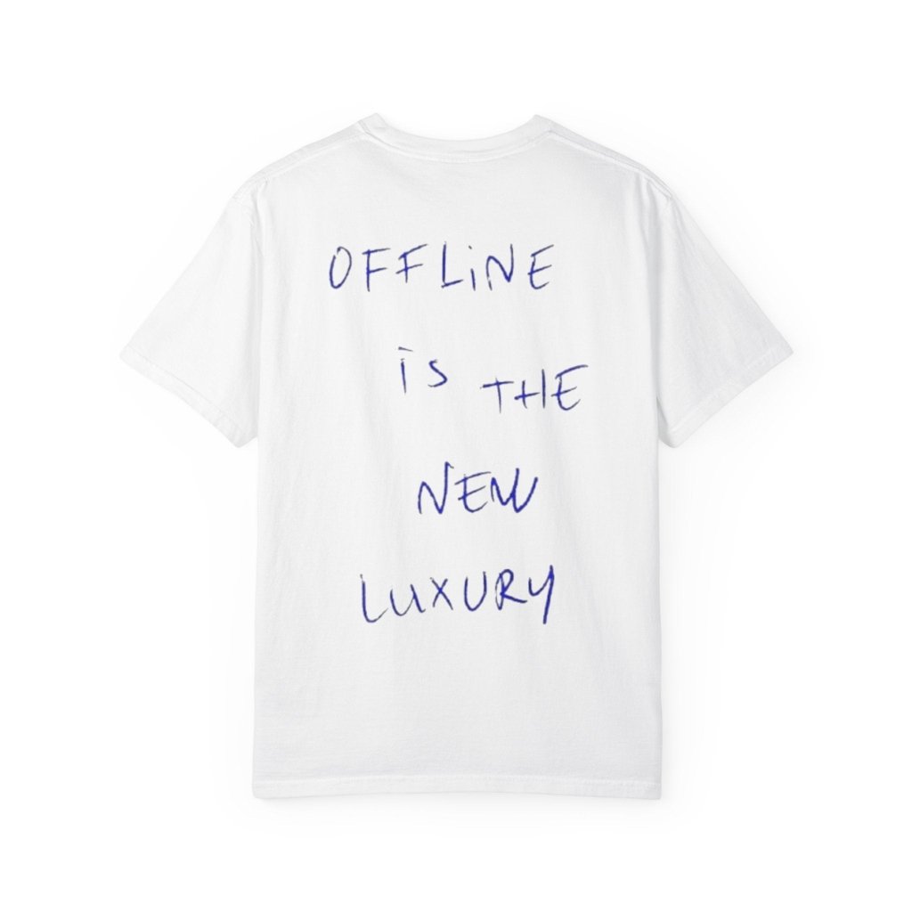 Offline Is The New Luxury T-Shirt — Azur Club Statement Shirt Sommer REVØRA