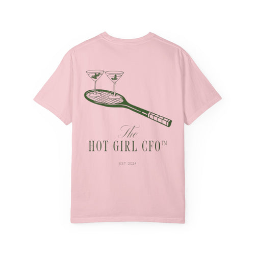 Rückansicht: Oversized T-Shirt mit großflächigem Print „CFO Club“ von REVØRA