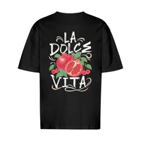 REVØRA La Dolce Vita Pomegranate – Oversized Shirt in Black, Rückansicht