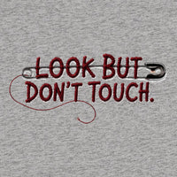 REVØRA Look But Don't Touch – Oversized Shirt in Heather Grey, Rückenprint aus der Nähe