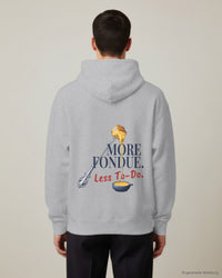 REVØRA More Fondue, Less To-Do – Hoodie in Heather Grey, getragen, Rückenprint, KI-generierte Abbildung