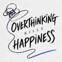 REVØRA Overthinking Kills Happiness – Oversized Shirt in White, Rückenprint aus der Nähe